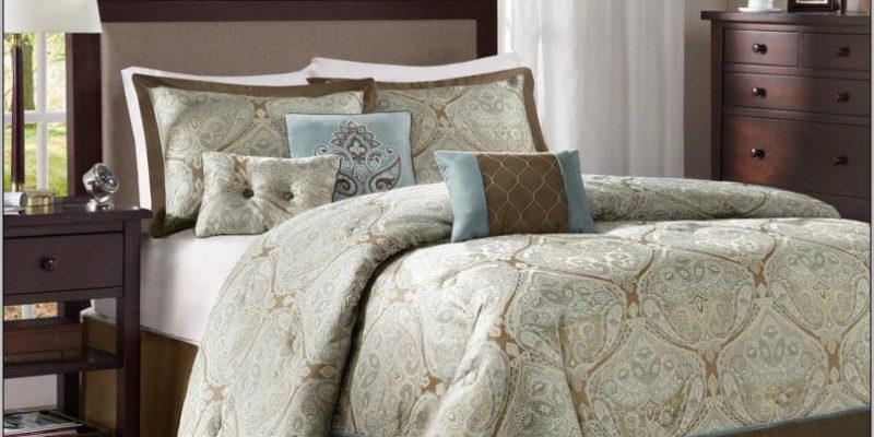 4 Things To Know While Choosing California King Size Comforter Sets