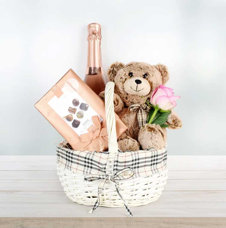 Bear-and-Bubbly-Valentine's-Day-Gift