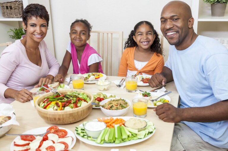 How to Make Healthy Living a Family Activity